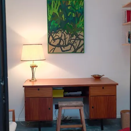 Bed & Breakfast Maison Serafino Brussels