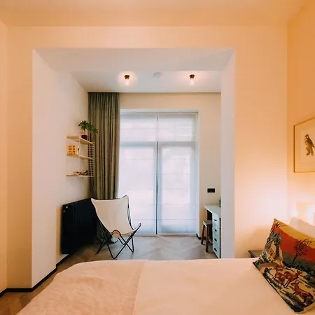 Bed & Breakfast Maison Serafino Brussels