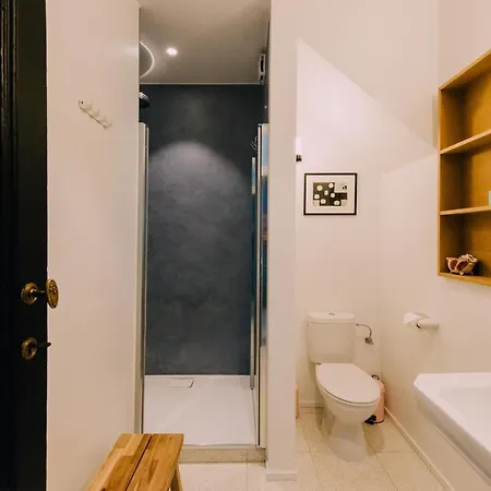 Bed & Breakfast Maison Serafino Brussels